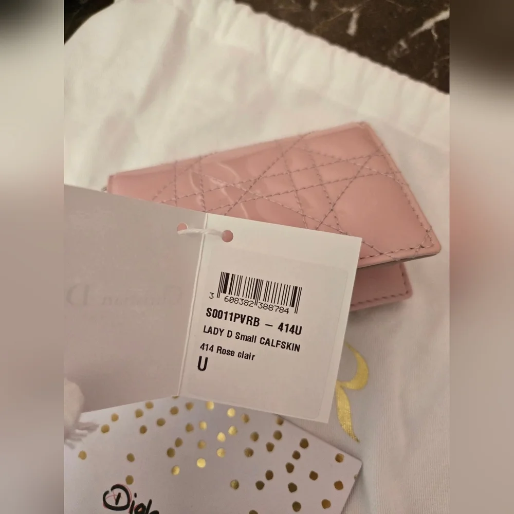 DIOR Card Holder.